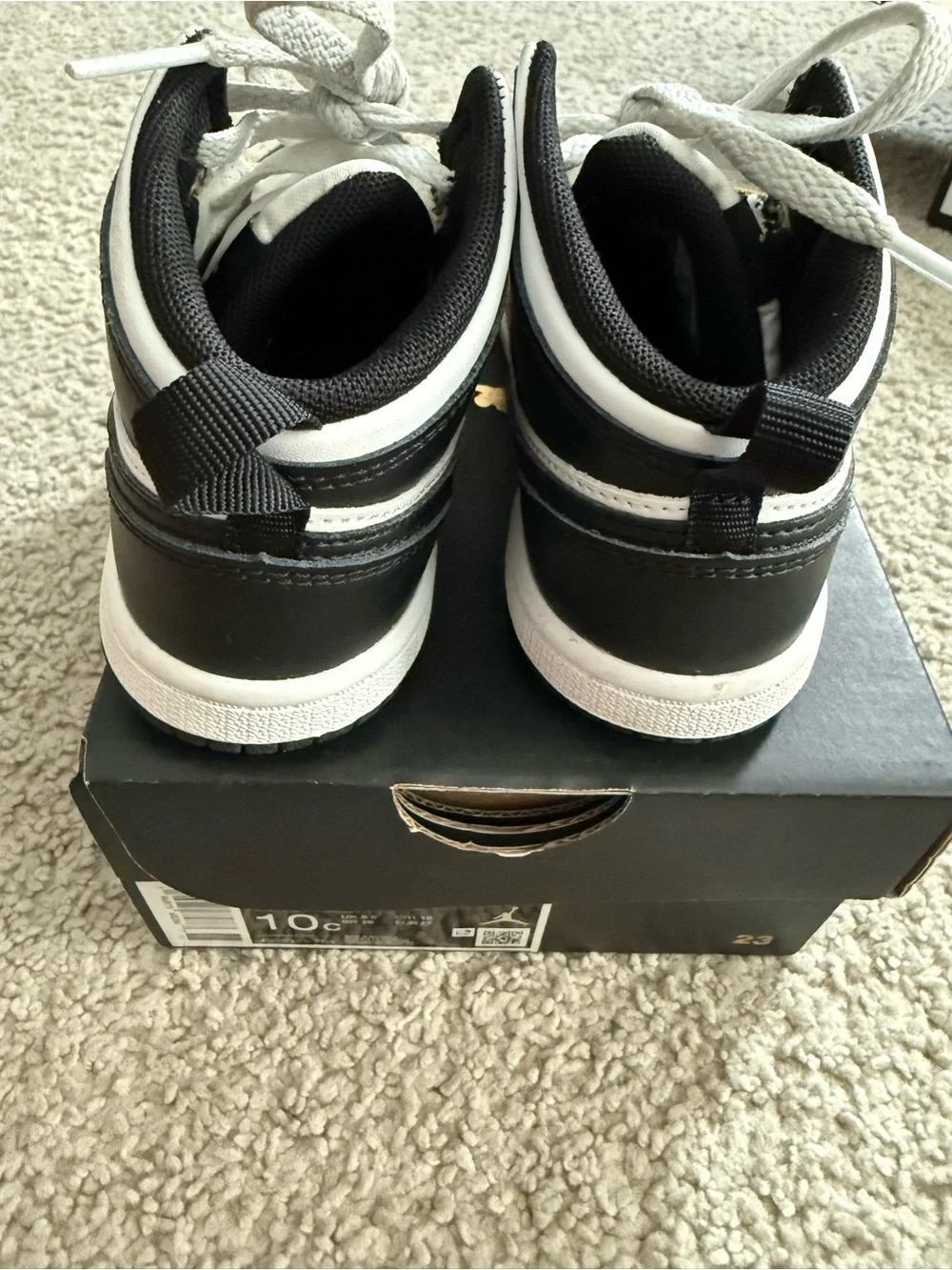 Nike Jordan 1 Mid Kids Yellow Black and White High-Top